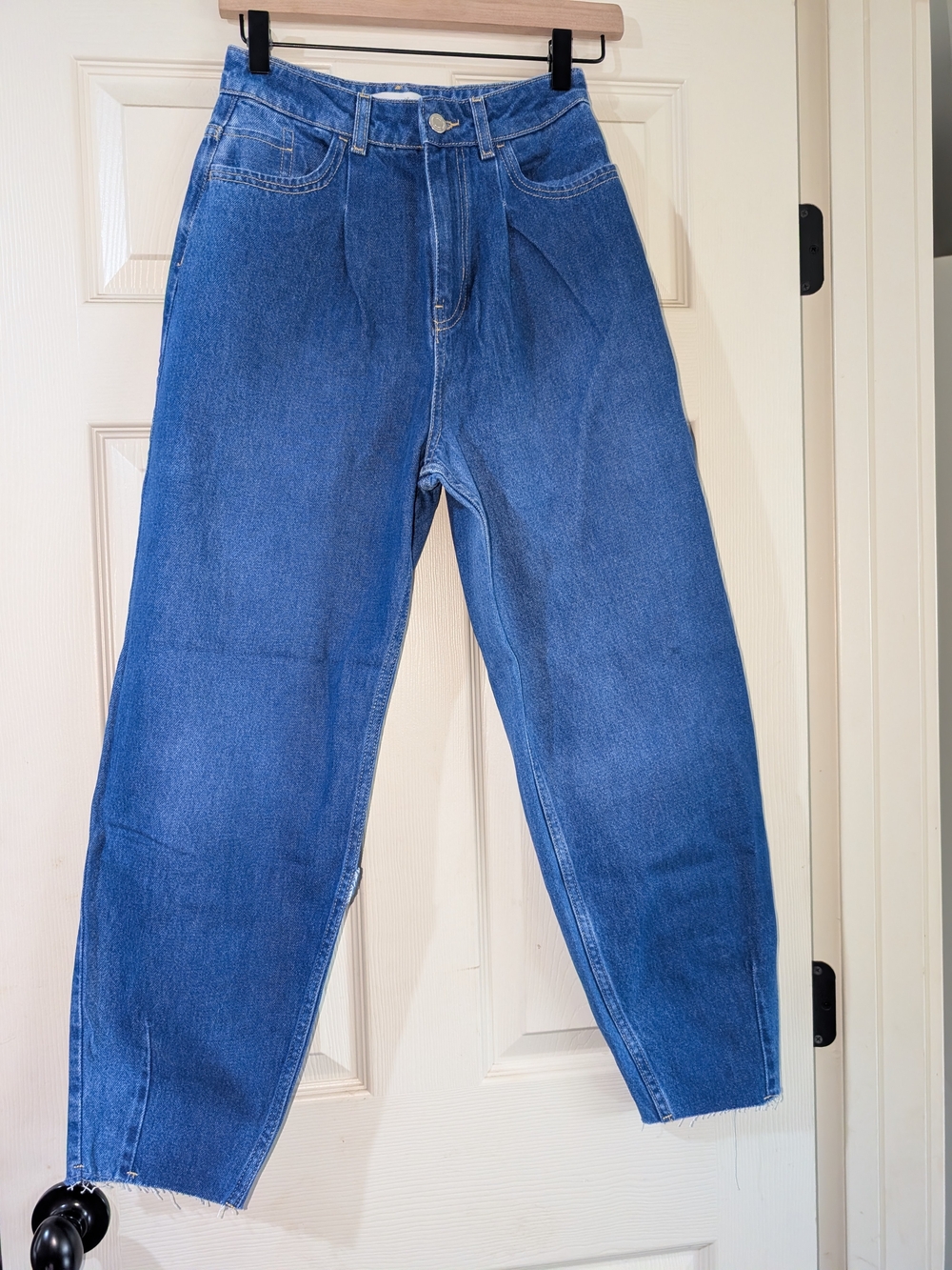 Barrel Leg Jeans